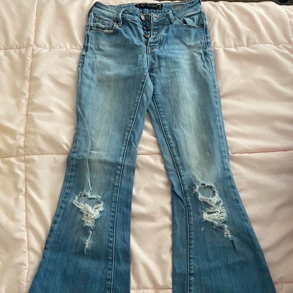 Women’s Ripped Flared Jeans